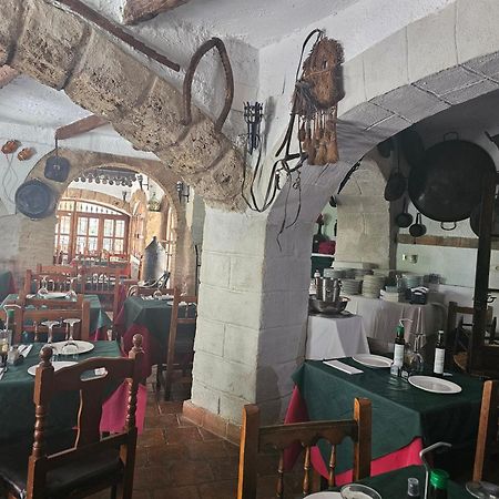 Ferienwohnung La Cueva De Juan Pedro Cazorla Exterior foto