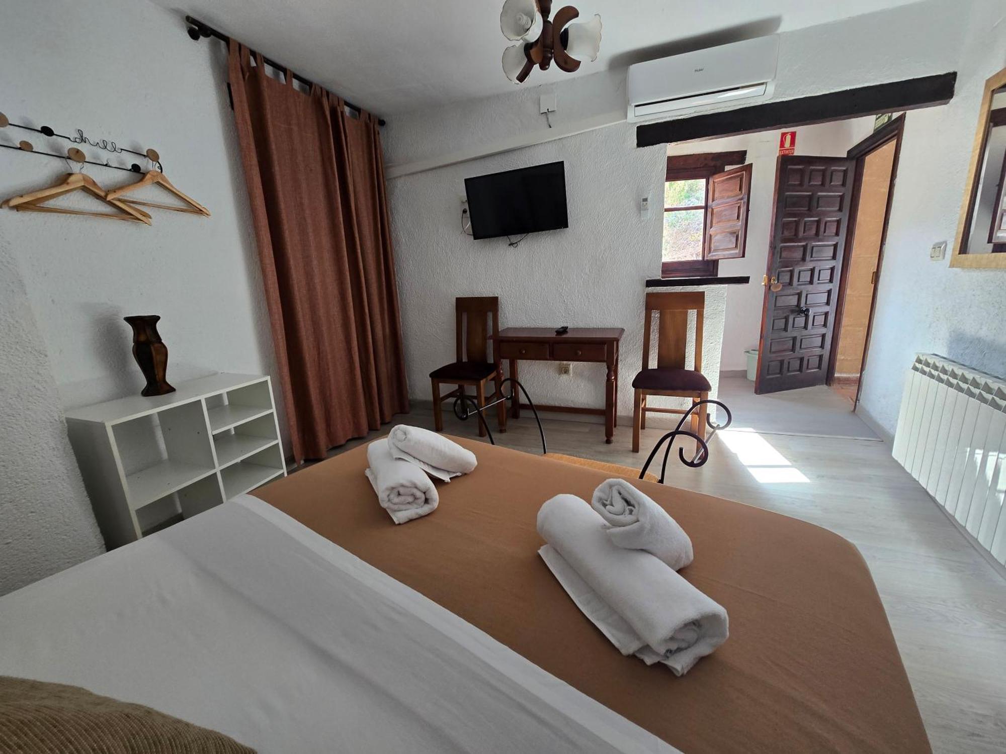 Ferienwohnung La Cueva De Juan Pedro Cazorla Zimmer foto